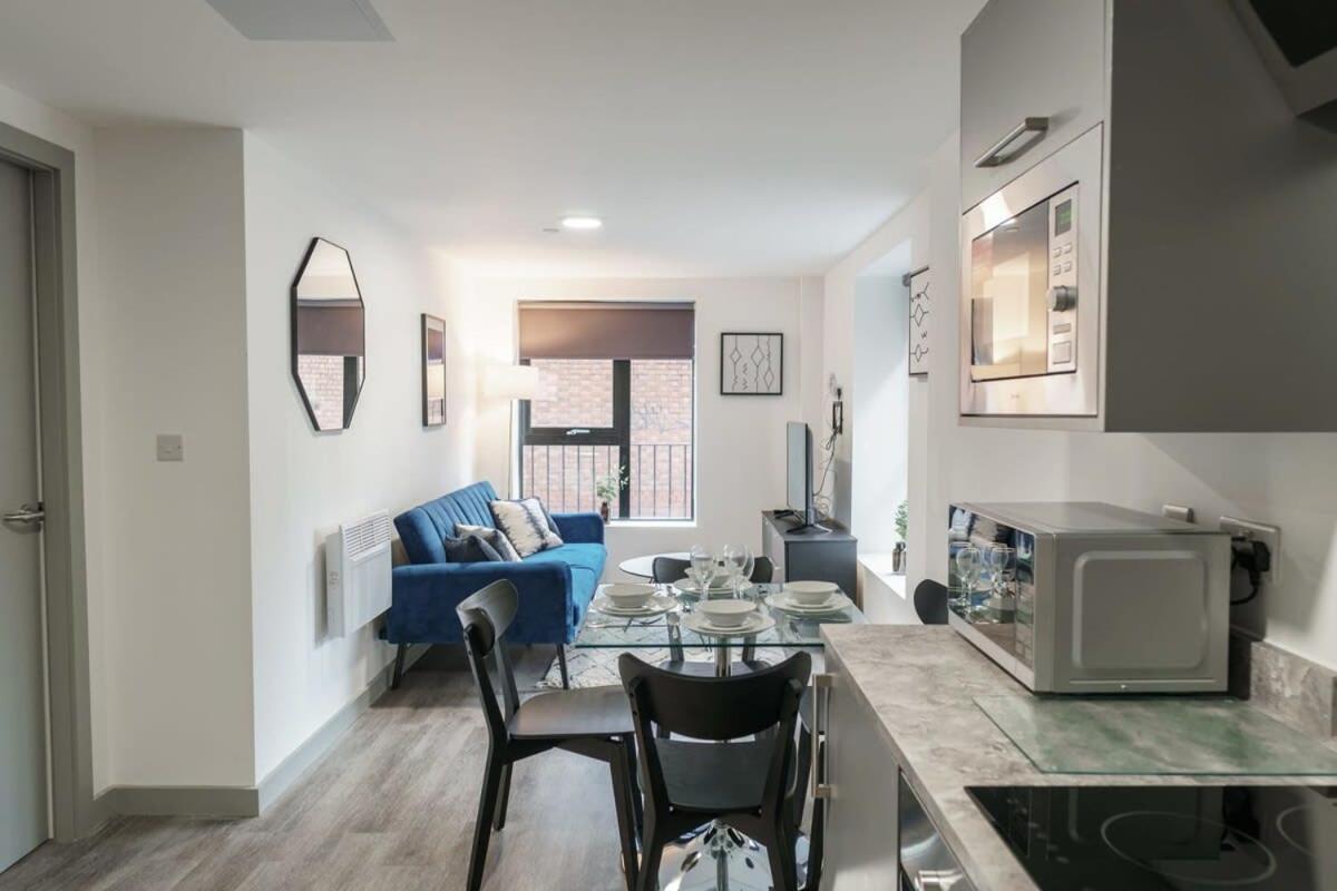 Lovely 1 Bed Apartment In Liverpool Centre Exterior photo